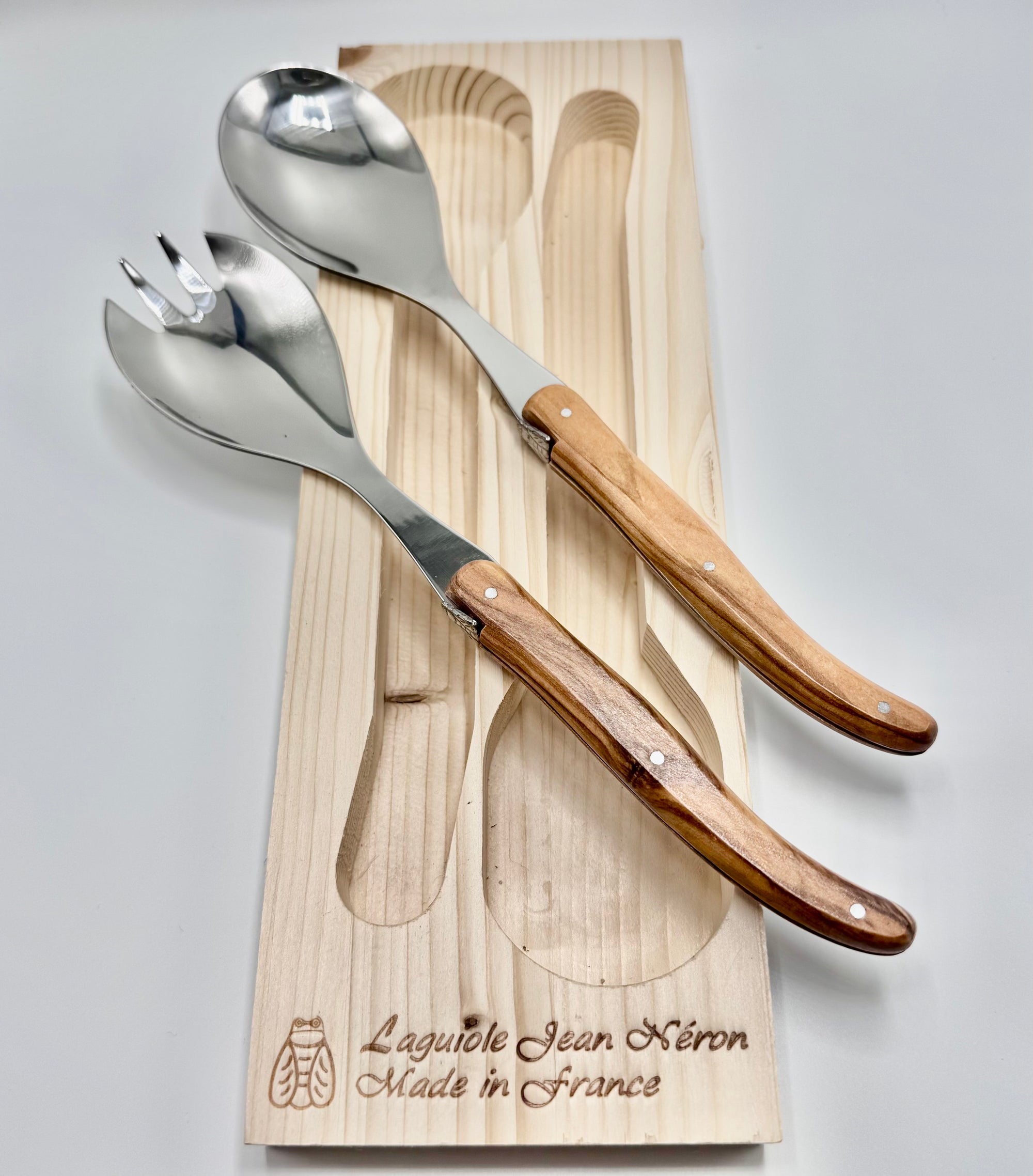 Laguiole Salad Serving Set Olivewood, in wooden box