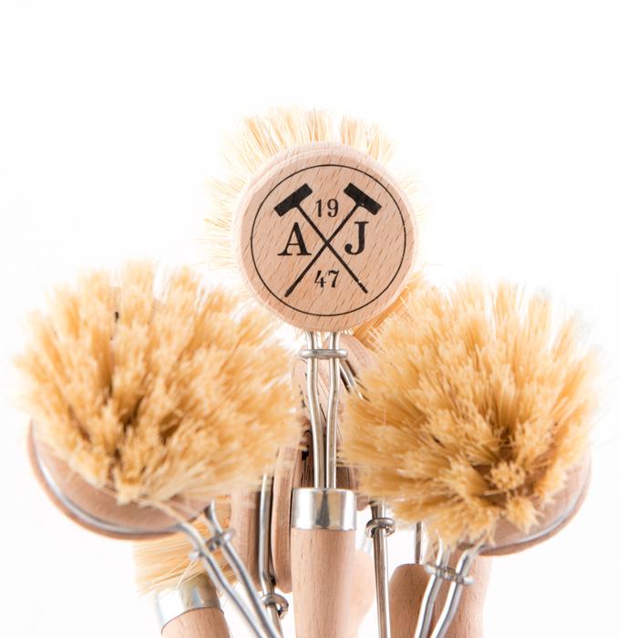 Andrée Jardin Tradition Handled Dish Brush