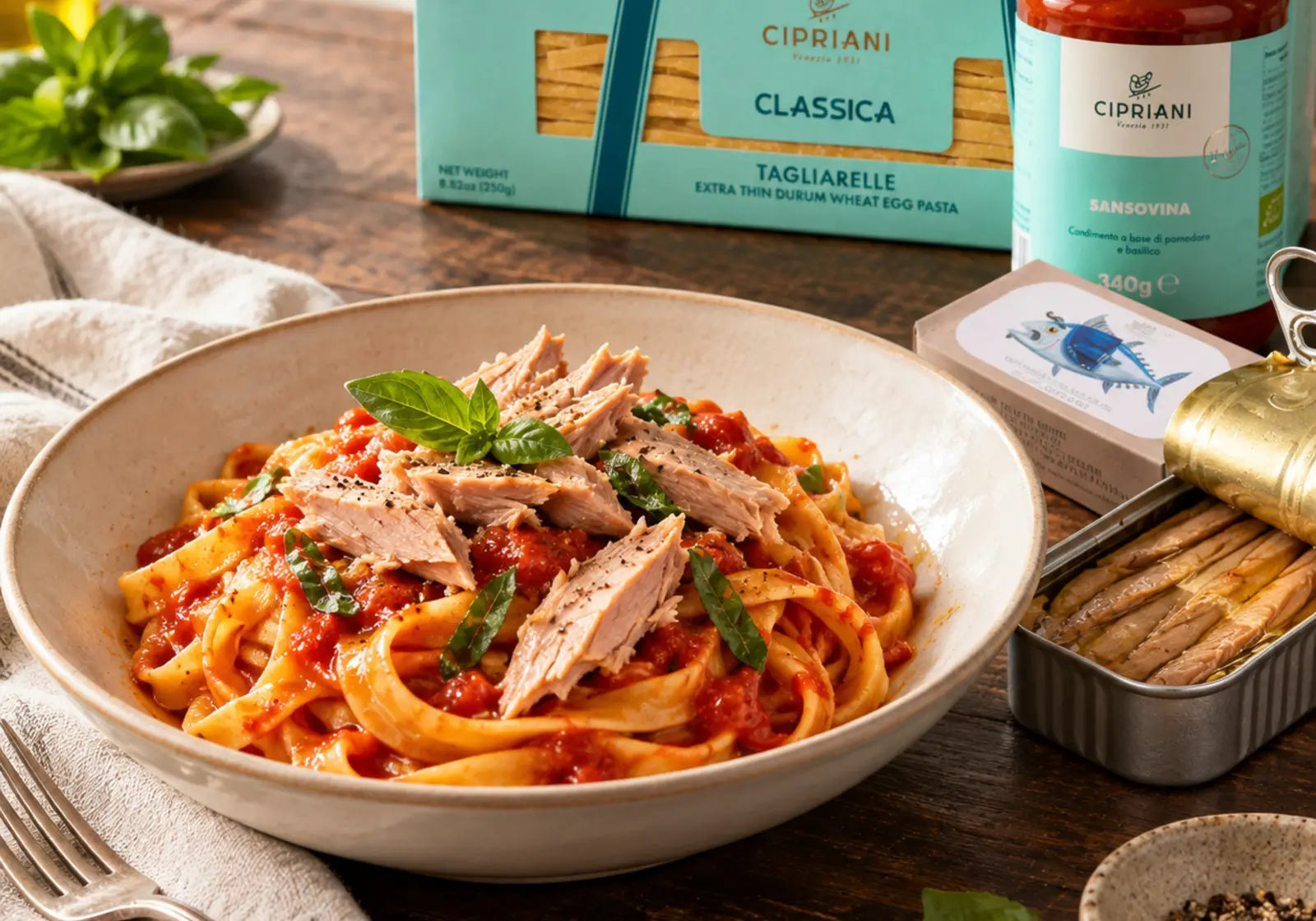 Tagliarelle with tomato, basil and ventresca tuna, ready to serve